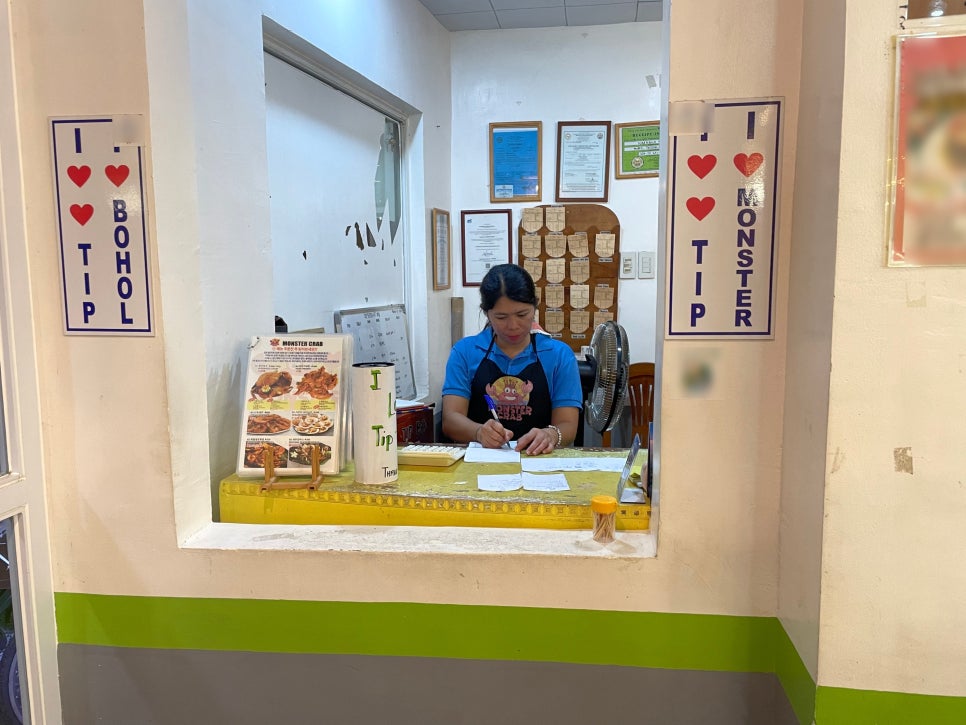 필리핀 보홀 알로나비치 크랩 맛집 몬스터크랩 후기